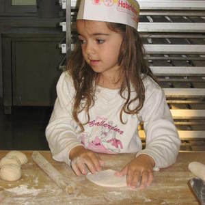 Kindergarten besucht Bäckerei
